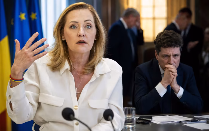 Elena Lasconi îl acuză pe Nicușor Dan pentru criza din România