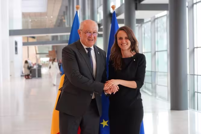 Moldova deschide primul capitol de negociere cu UE