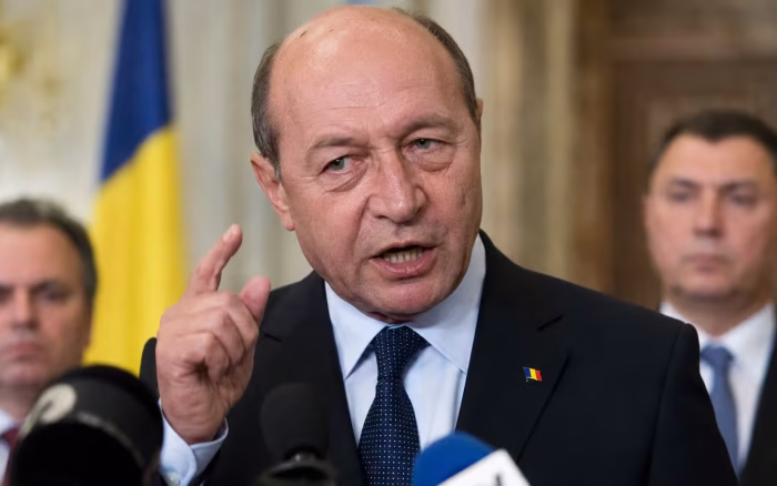 Traian Băsescu desființează liderii politici în plină criză: „Niște amatori de proastă calitate”