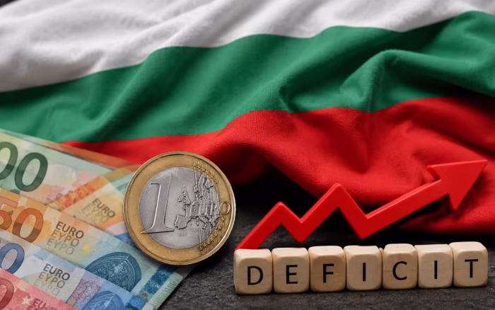 Bulgaria, vizată de o procedură de deficit excesiv la scurt timp după aderarea la euro