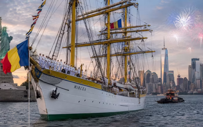 Nava-școală „Mircea”, omagiată la New York de Ziua Independenței SUA