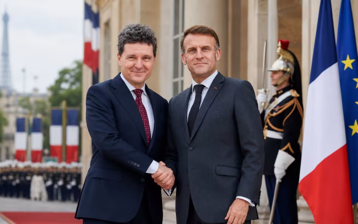 Nicușor Dan, vizită strategică la Paris