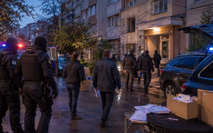 DIICOT, 29 de percheziții într-un dosar de crimă organizată din Brăila